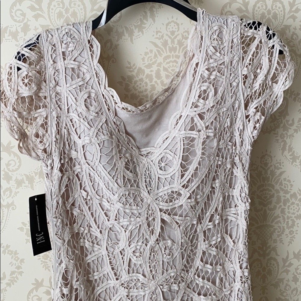 Dress - Picture 4 of 8
